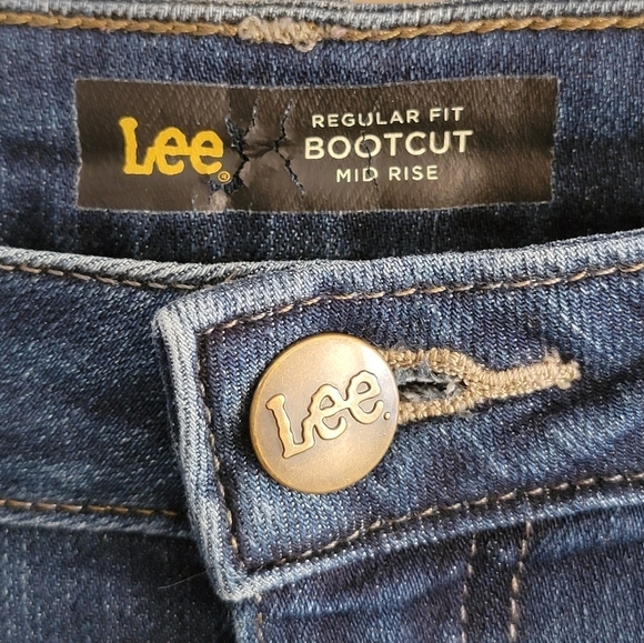 Lee | Regular Fit Mid Rise Bootcut Blue Denim Jeans Short Length - Picture 3 of 6